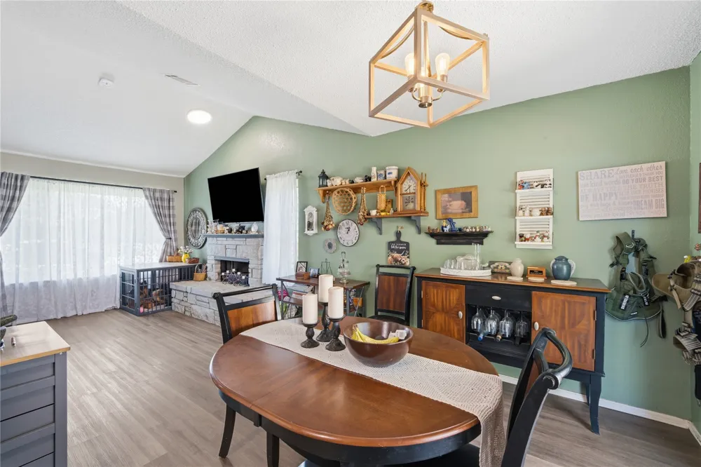 5438 Clearview Drive Bartlesville, OK 74006