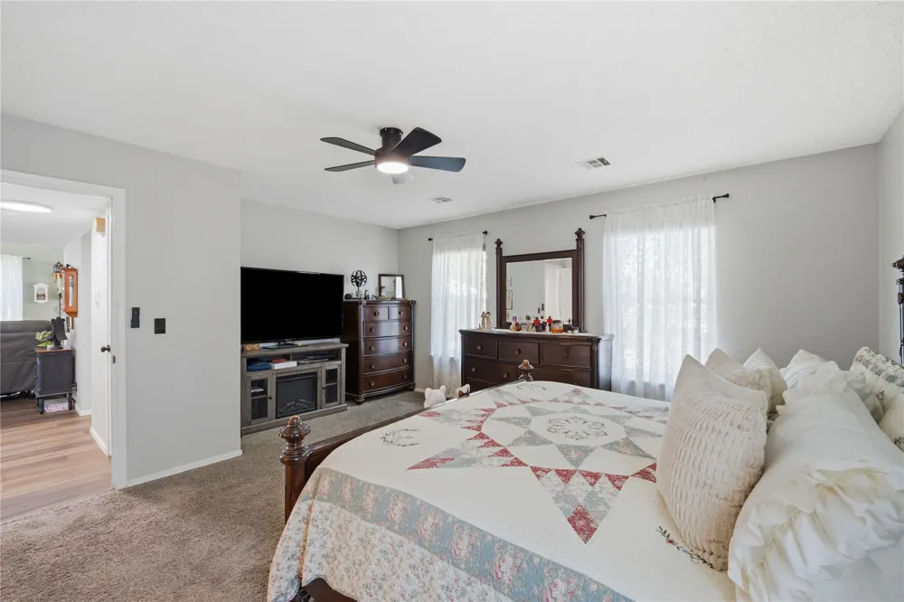 5438 Clearview Drive Bartlesville, OK 74006