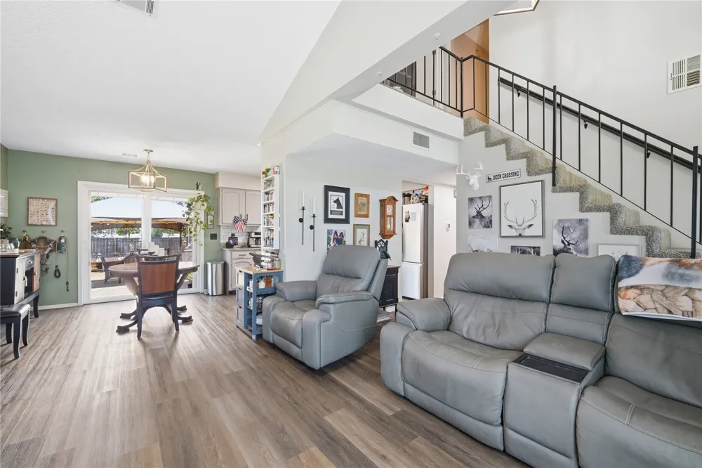 5438 Clearview Drive Bartlesville, OK 74006