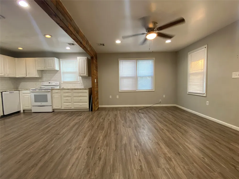 405 S 60th WestAvenue Tulsa, OK 74127