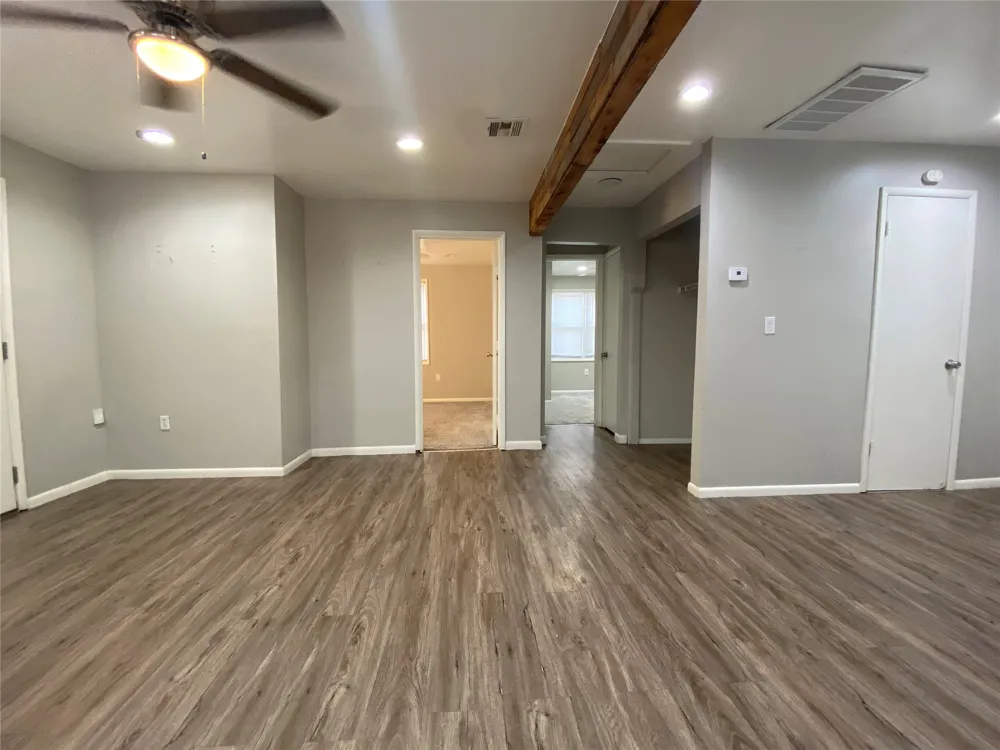 405 S 60th WestAvenue Tulsa, OK 74127