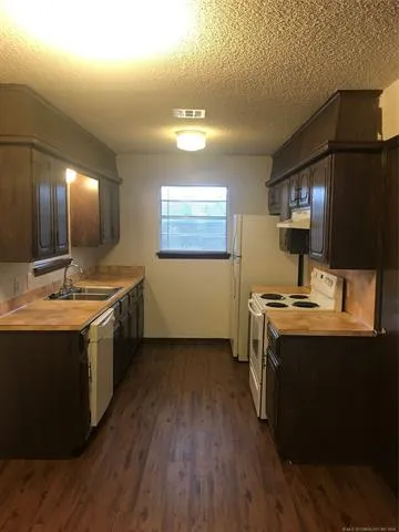 821 Brown Street Sapulpa, OK 74066