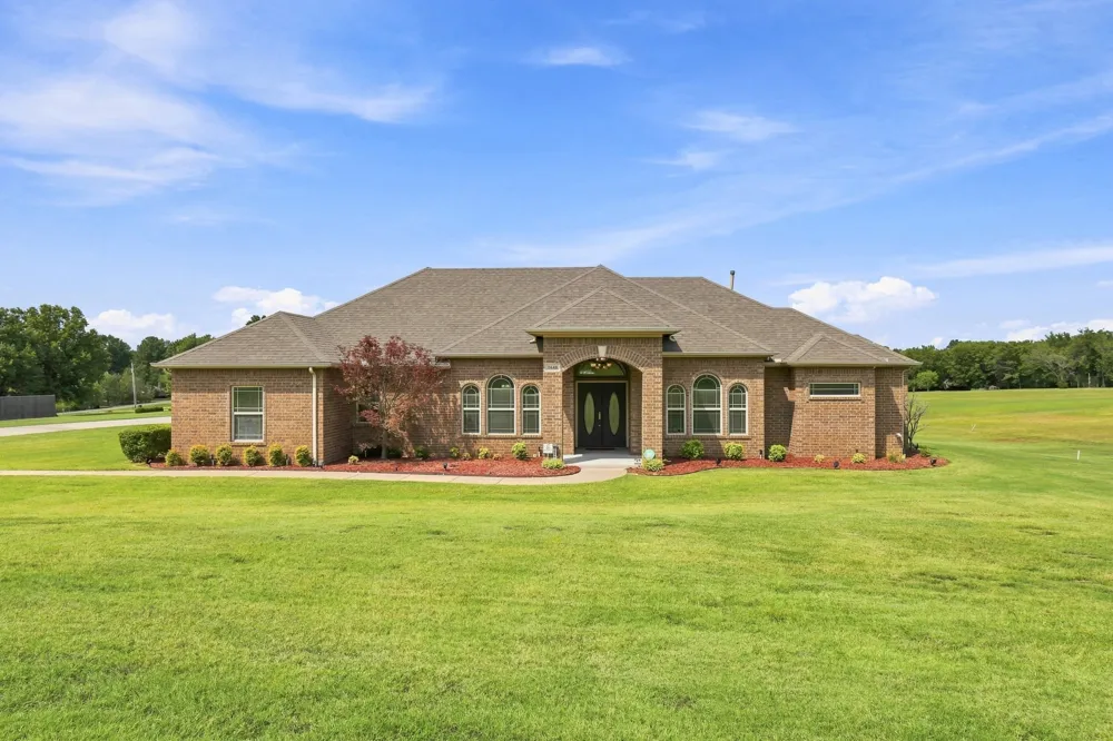 1640 W Harris Road W Muskogee, OK 74401