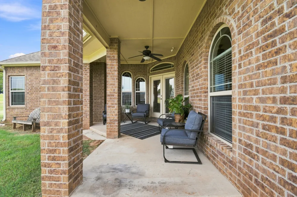 1640 W Harris Road W Muskogee, OK 74401