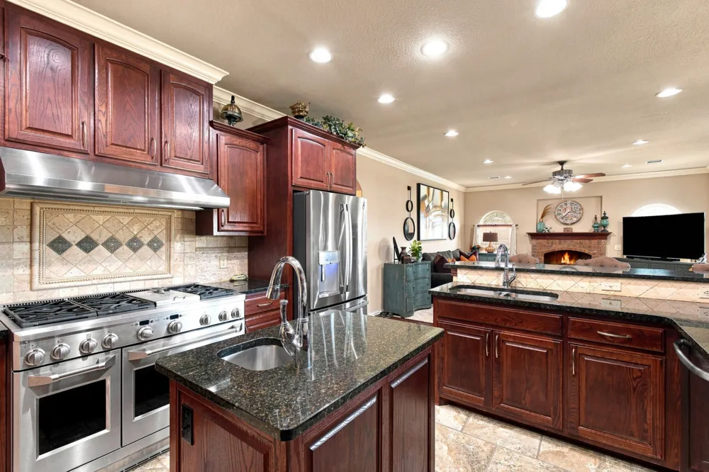 1640 W Harris Road W Muskogee, OK 74401