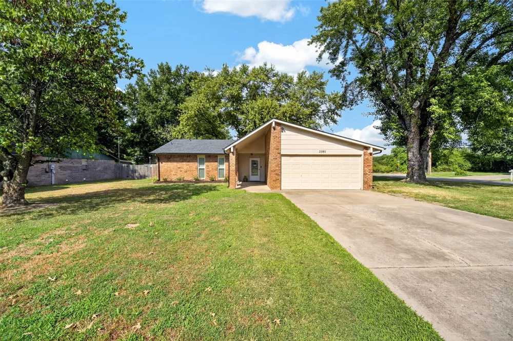 2301 Daniel Boulevard Muskogee, OK 74403
