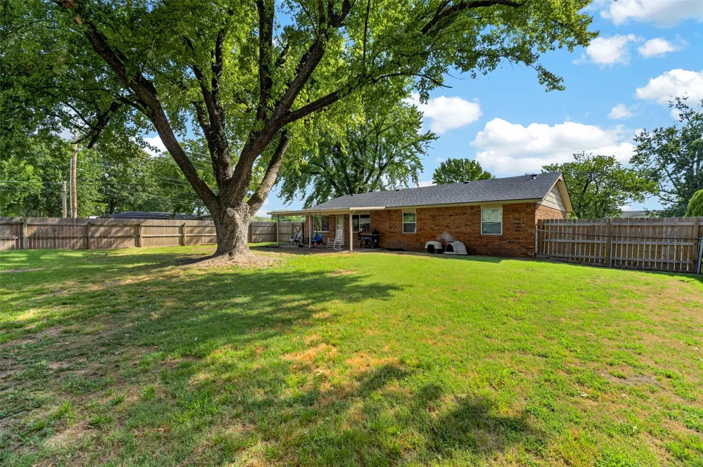 2301 Daniel Boulevard Muskogee, OK 74403