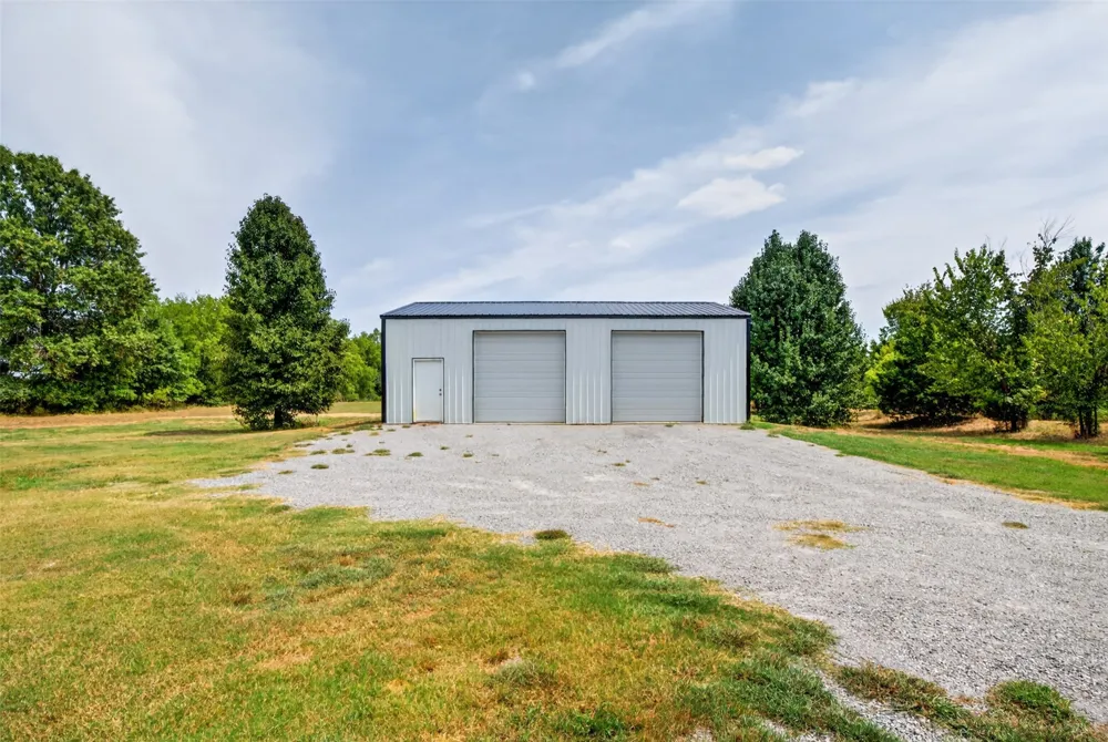 20407 S 4180 ROAD Claremore, OK 74017
