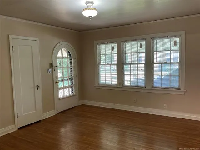 1208 S Jamestown Avenue E Tulsa, OK 74112