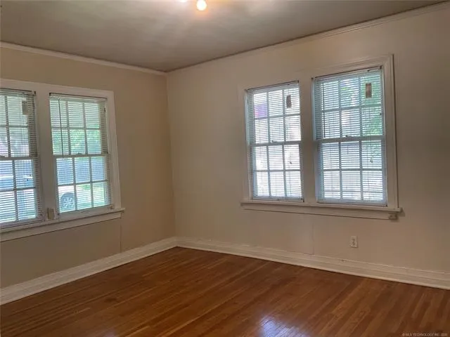 1208 S Jamestown Avenue E Tulsa, OK 74112
