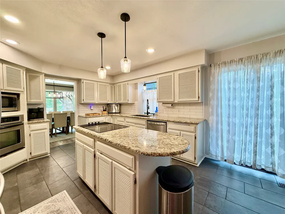 9520 Maplewood Avenue Tulsa, OK 74137
