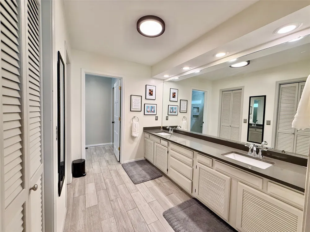 9520 Maplewood Avenue Tulsa, OK 74137