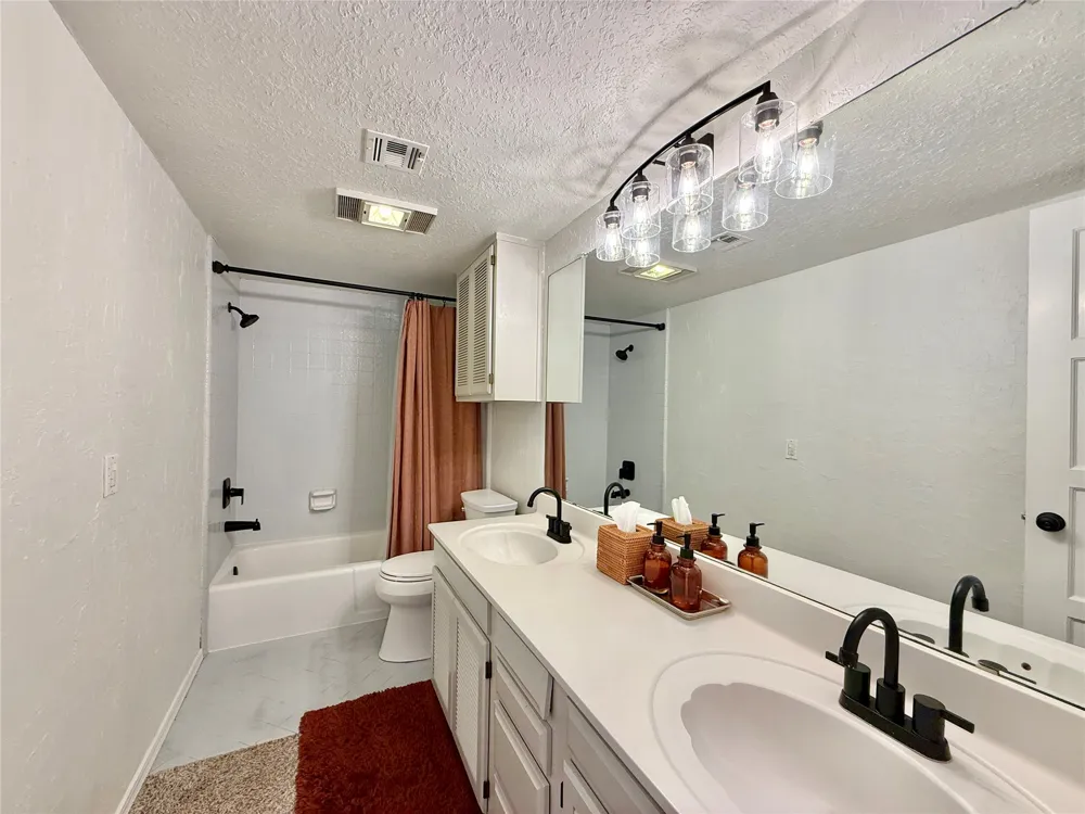 9520 Maplewood Avenue Tulsa, OK 74137