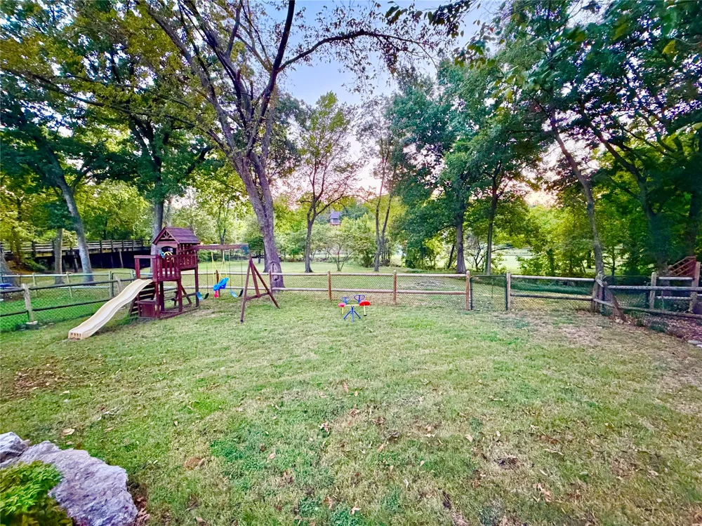 9520 Maplewood Avenue Tulsa, OK 74137