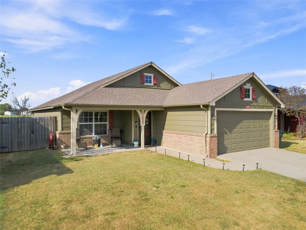 11423 E 110th Place Owasso, OK 74055
