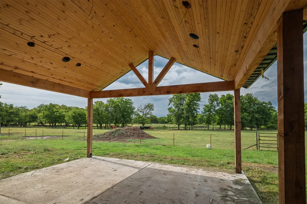 12765 S 431 ROAD Chouteau, OK 74337