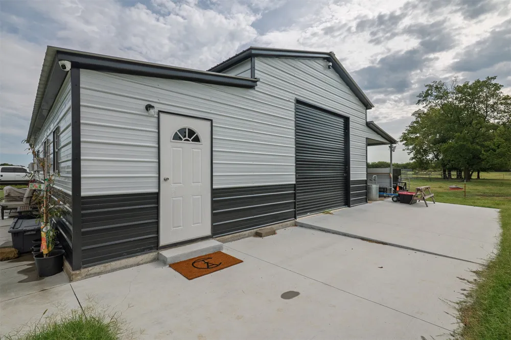 12765 S 431 ROAD Chouteau, OK 74337