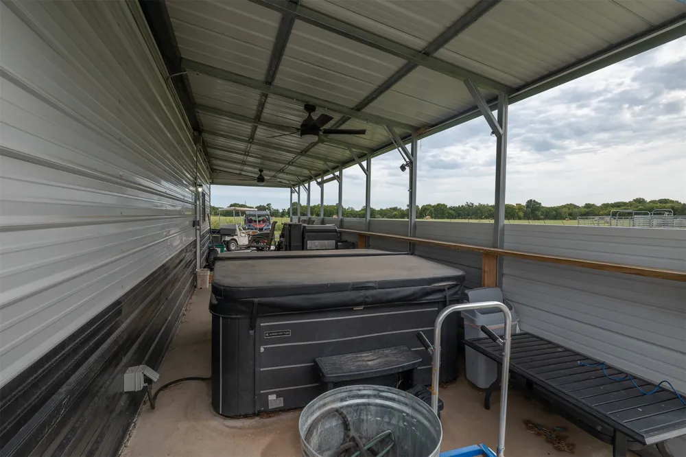 12765 S 431 ROAD Chouteau, OK 74337