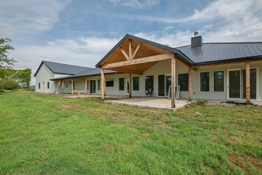 12765 S 431 ROAD Chouteau, OK 74337