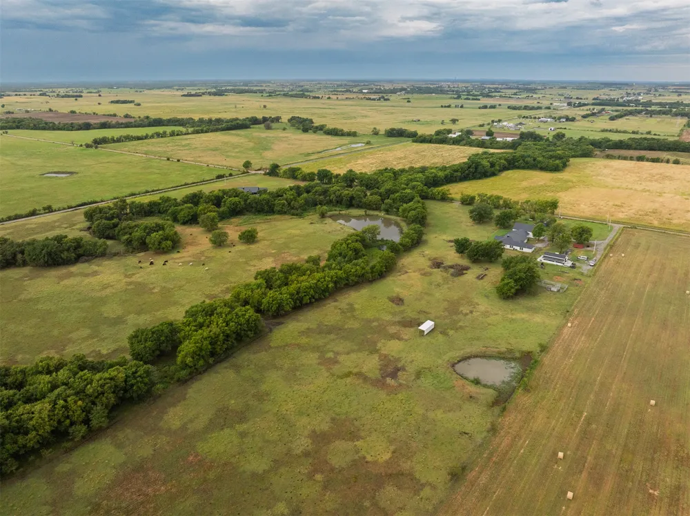 12765 S 431 ROAD Chouteau, OK 74337