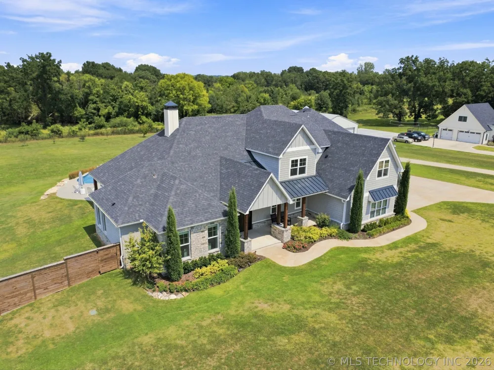 18649 E 126th Street S Broken Arrow, OK 74011