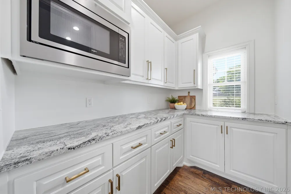 18649 E 126th Street S Broken Arrow, OK 74011