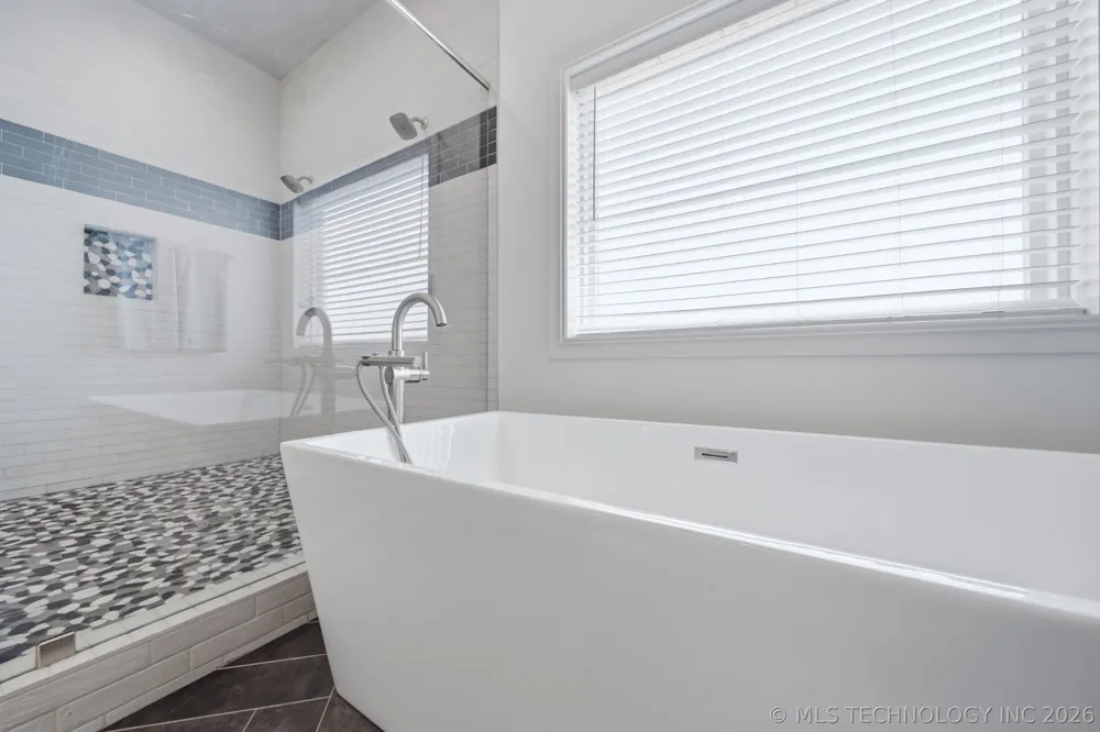 18649 E 126th Street S Broken Arrow, OK 74011