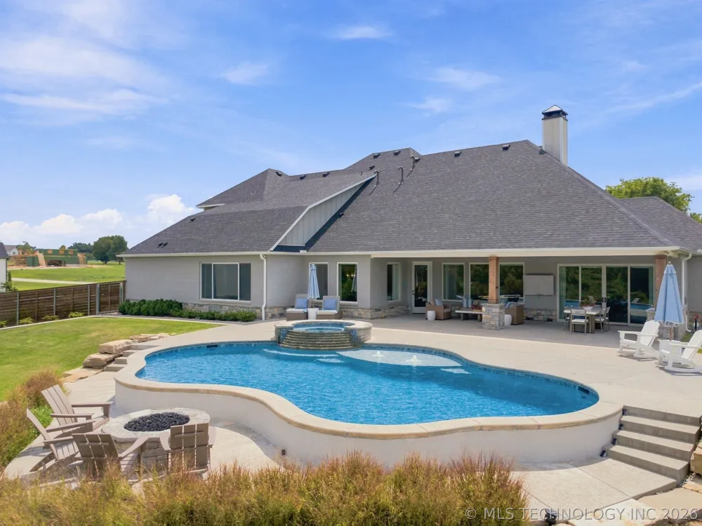 18649 E 126th Street S Broken Arrow, OK 74011