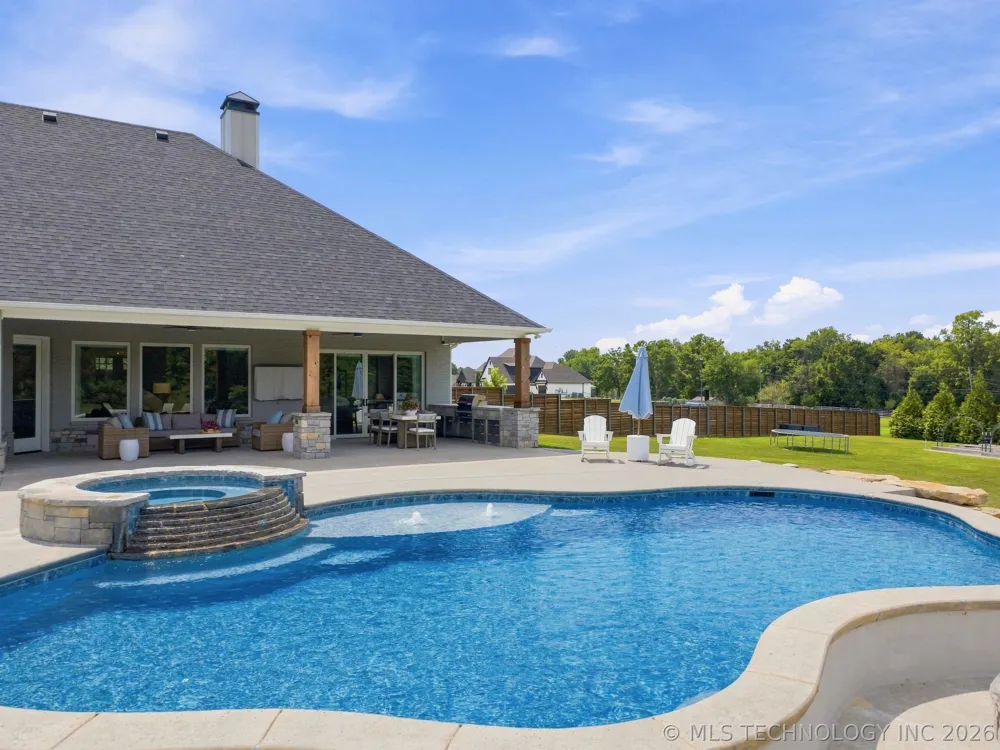 18649 E 126th Street S Broken Arrow, OK 74011