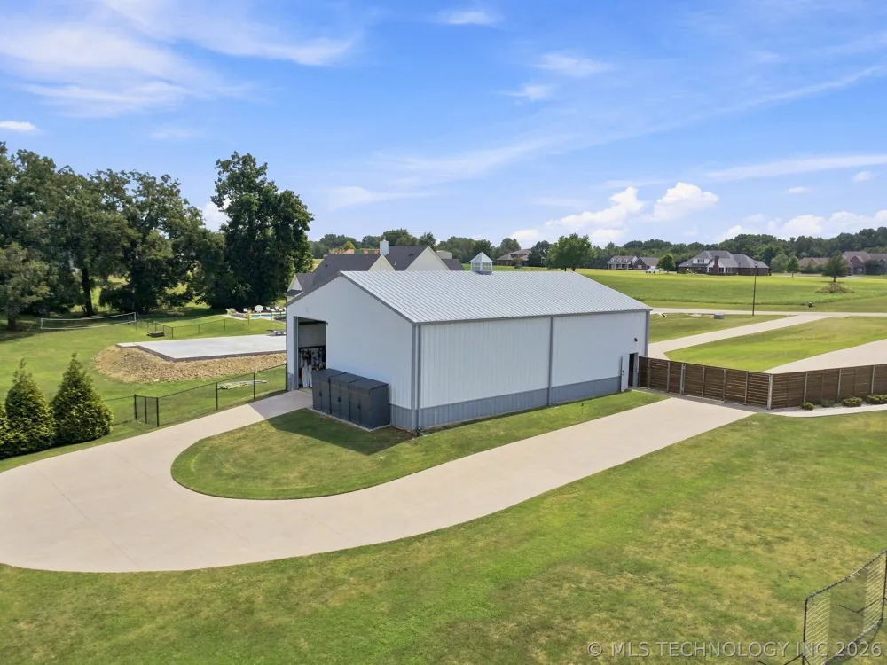 18649 E 126th Street S Broken Arrow, OK 74011