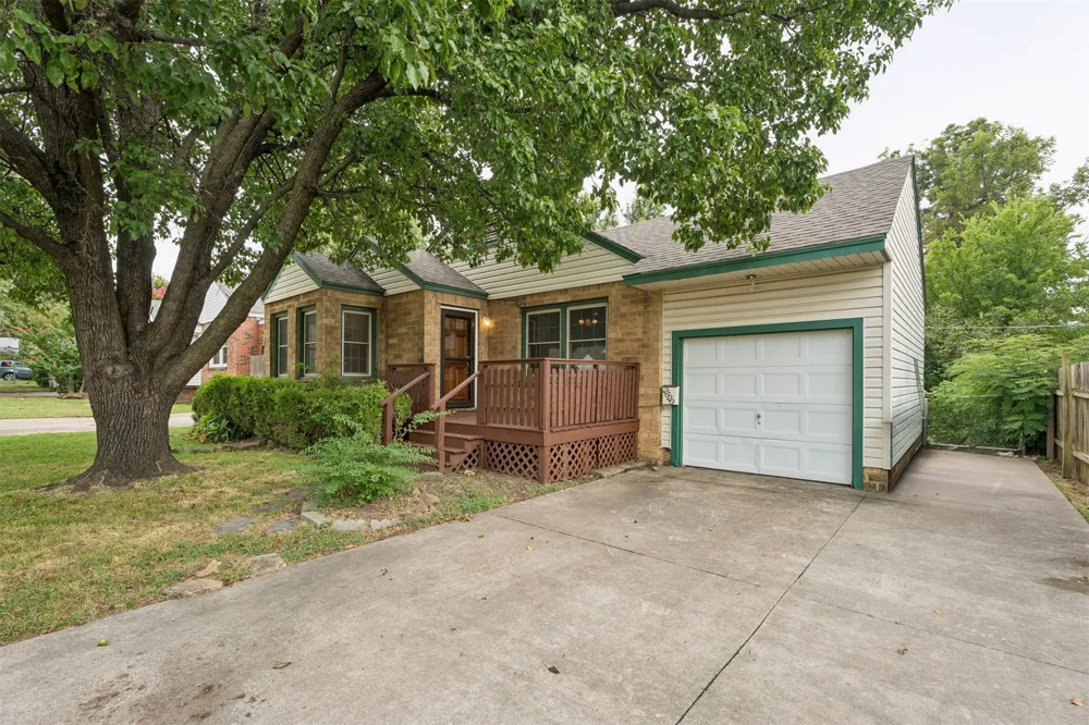 2520 E 2nd Street Tulsa, OK 74104