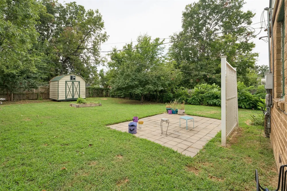 2520 E 2nd Street Tulsa, OK 74104