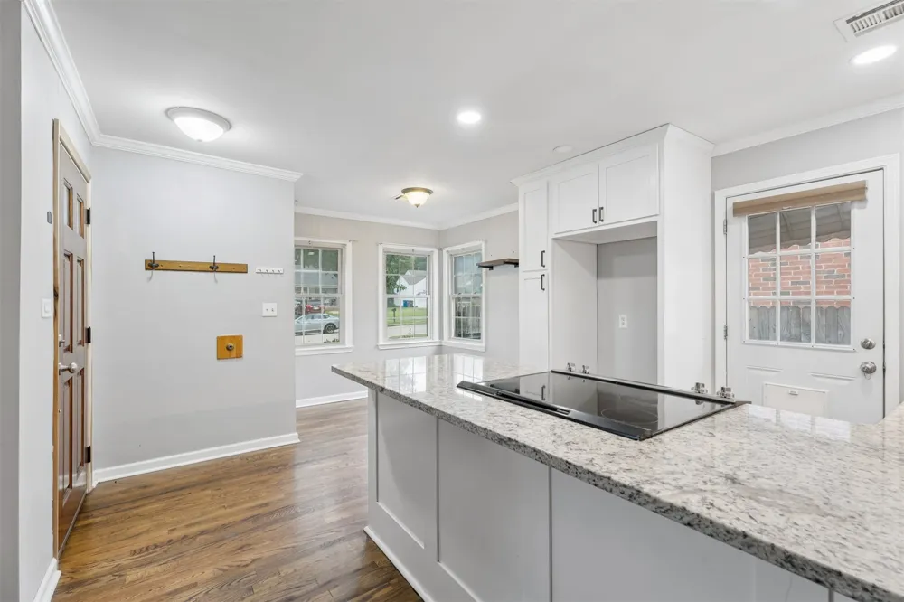 2520 E 2nd Street Tulsa, OK 74104