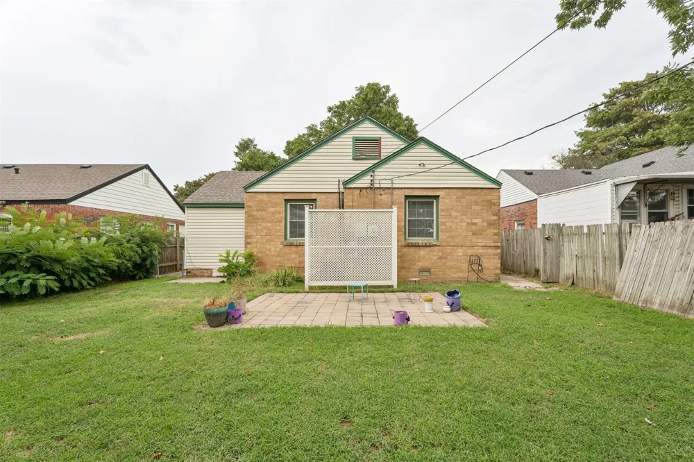 2520 E 2nd Street Tulsa, OK 74104