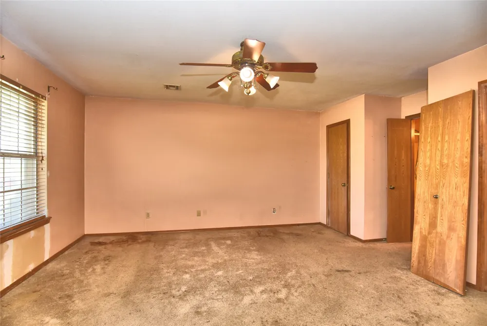 15730 S 297th East EastAvenue Coweta, OK 74429