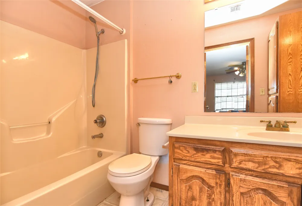 15730 S 297th East EastAvenue Coweta, OK 74429