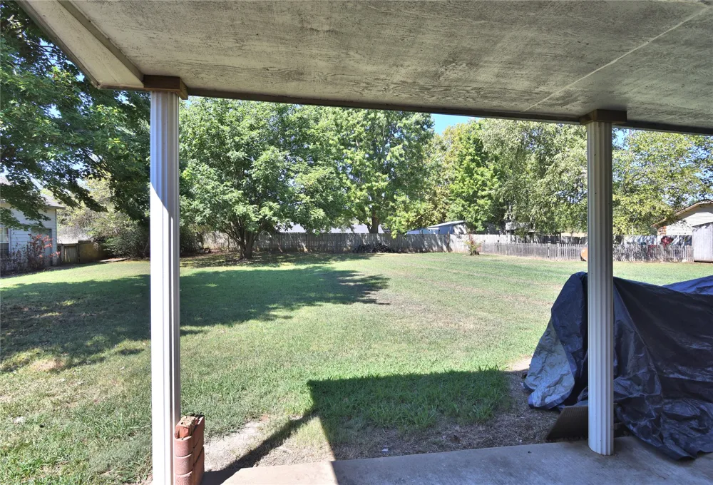 15730 S 297th East EastAvenue Coweta, OK 74429