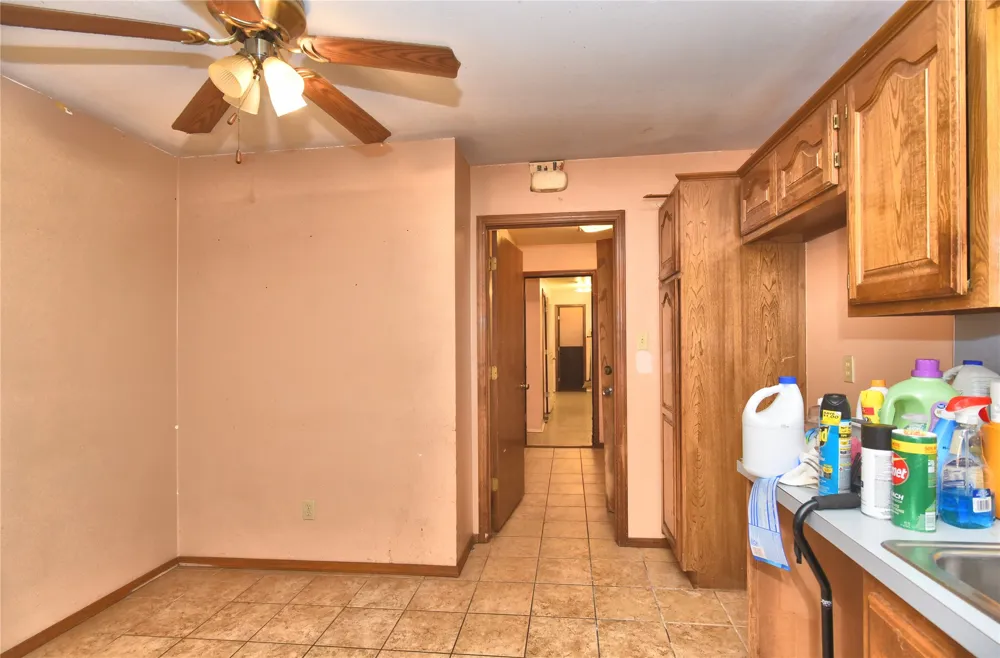 15730 S 297th East EastAvenue Coweta, OK 74429