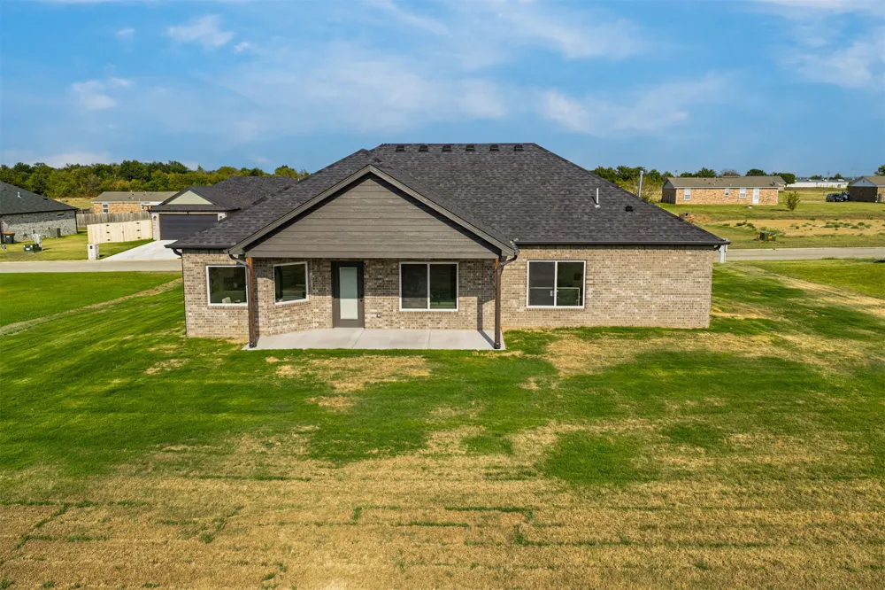 5852 Bluestem Way Chelsea, OK 74016