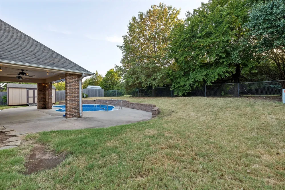 1924 Brooke Hollow Court Stillwater, OK 74075