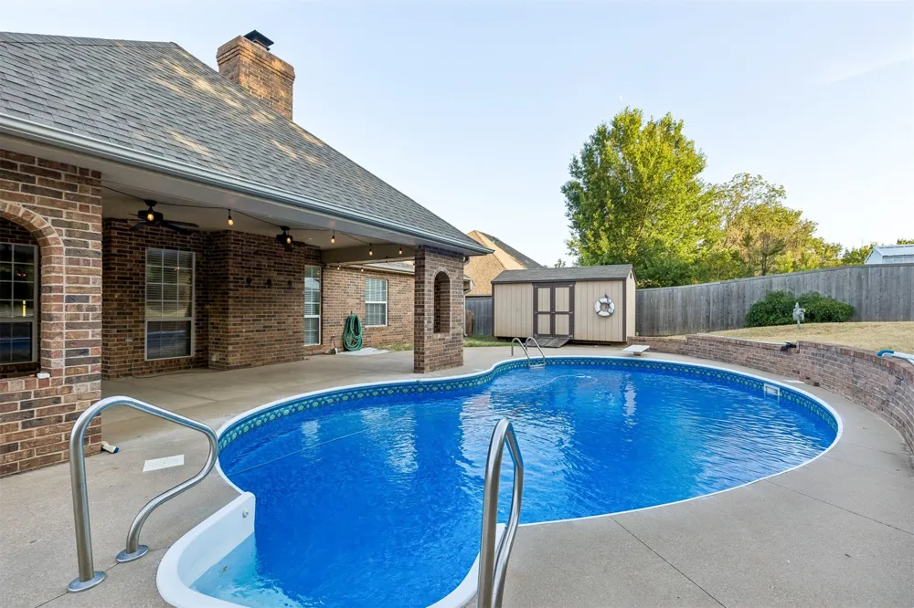 1924 Brooke Hollow Court Stillwater, OK 74075