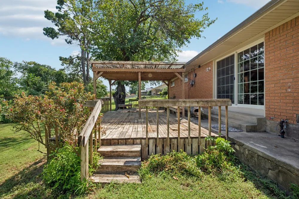 1710 Louise Drive McAlester, OK 74501
