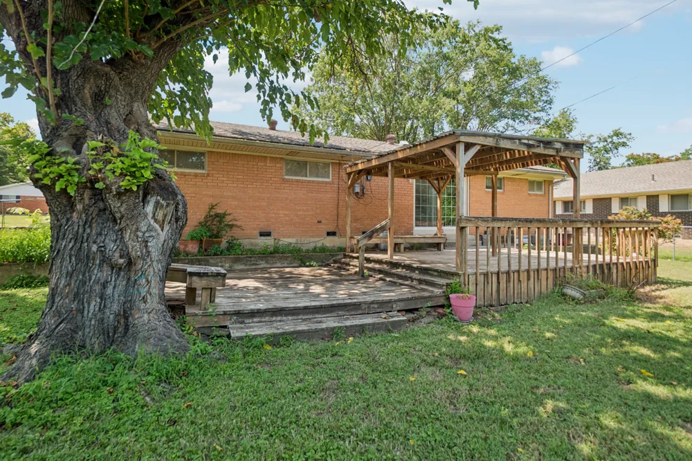 1710 Louise Drive McAlester, OK 74501