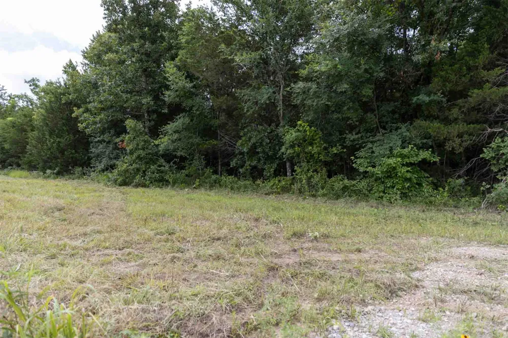 3 E 1180 ROAD Okemah, OK 74859