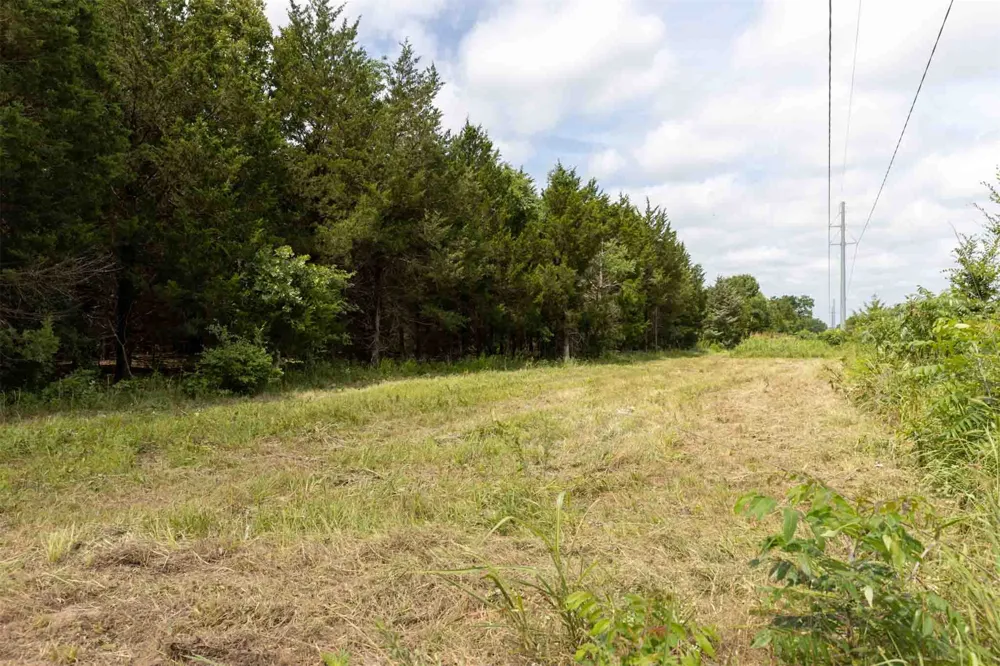 3 E 1180 ROAD Okemah, OK 74859