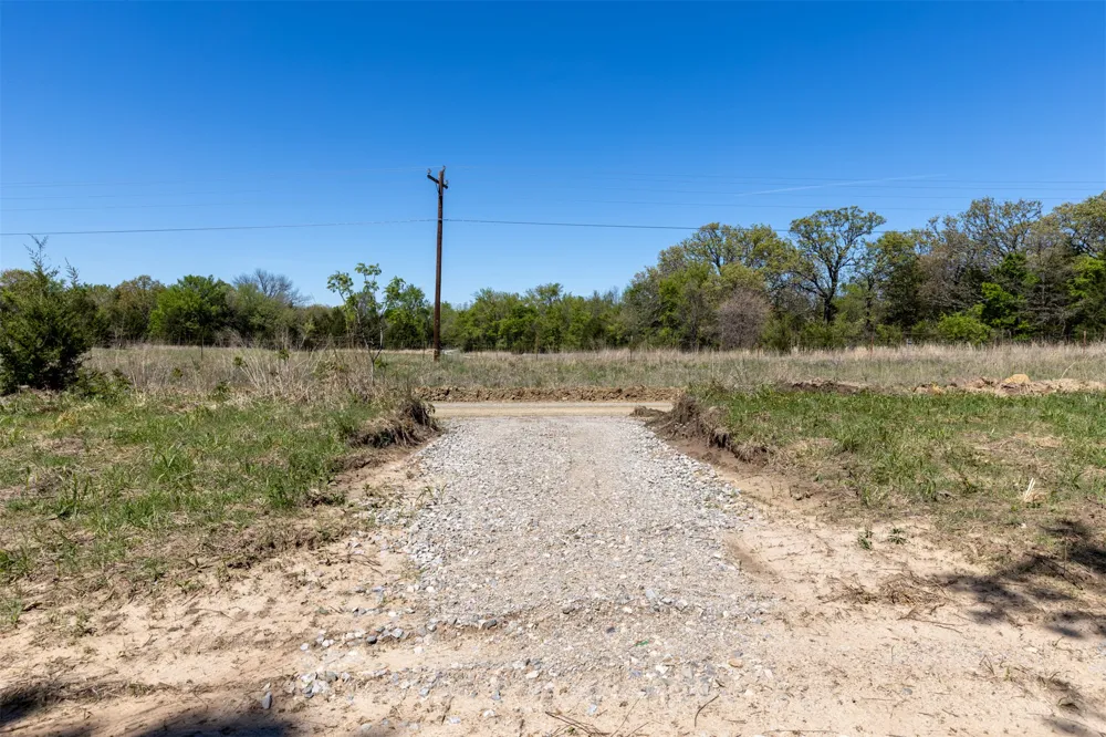 3 E 1180 ROAD Okemah, OK 74859