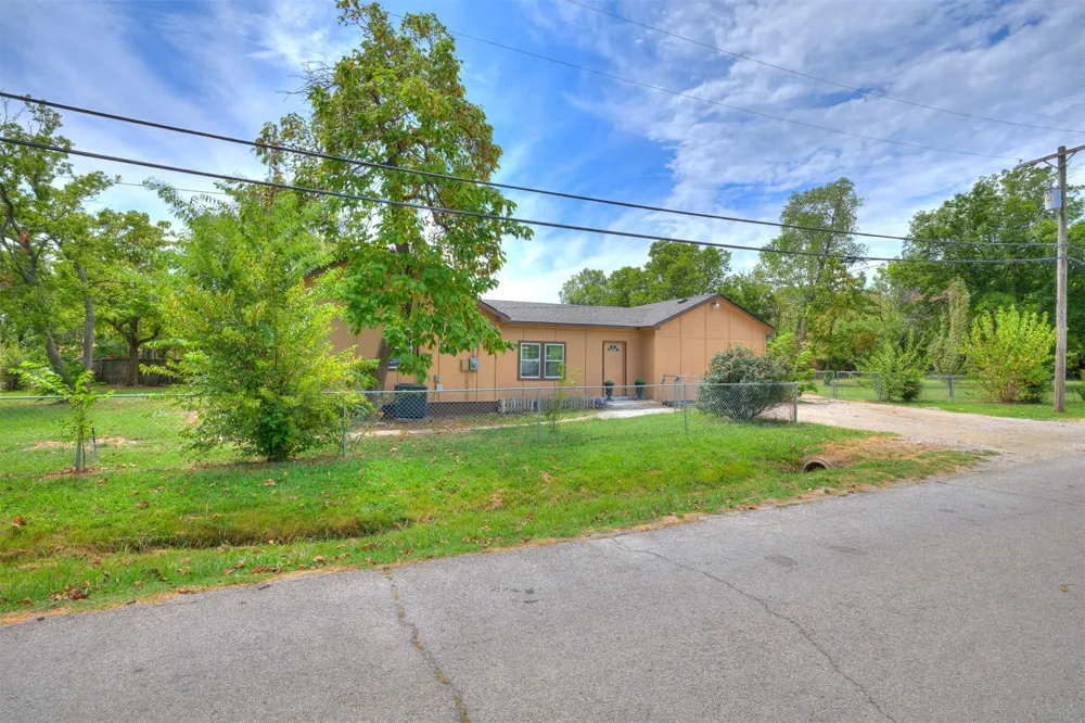 222 91st EastAvenue Tulsa, OK 74115