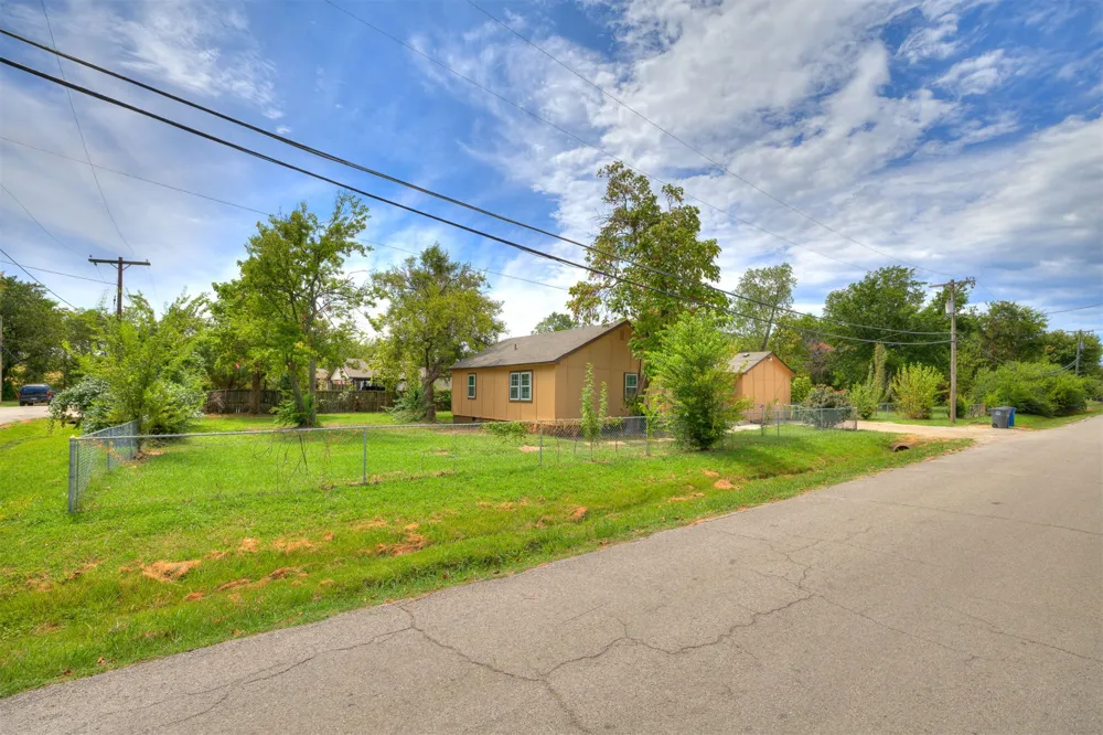 222 91st EastAvenue Tulsa, OK 74115