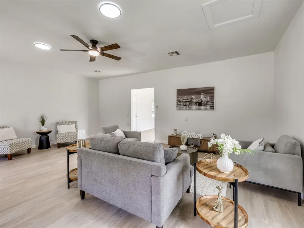 222 91st EastAvenue Tulsa, OK 74115