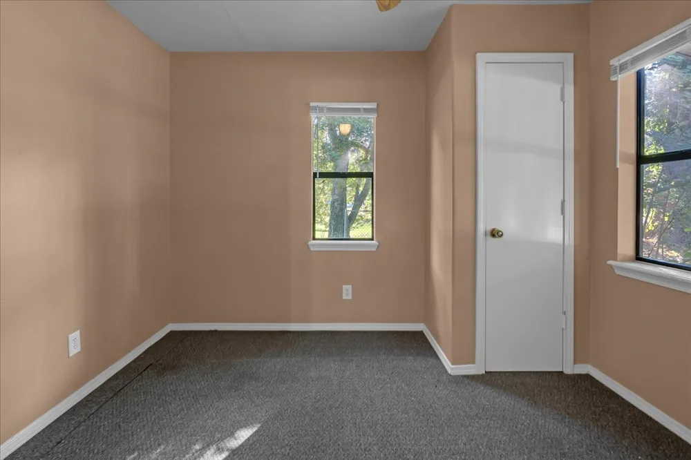 507 W Pine Street Coweta, OK 74429